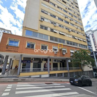 Sala com 26m², no bairro Centro em Florianópolis