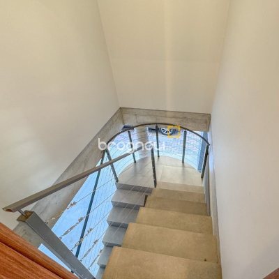 Casa de Condomínio com 492m², 5 quartos (sendo 5 suítes), 4 garagens, no bairro Campeche em Florianópolis