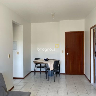 Apartamento com 59m², 2 quartos (sendo 1 suíte), 1 garagem, no bairro Saco dos Limões em Florianópolis