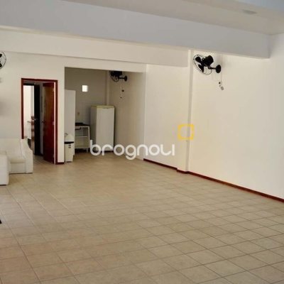 Apartamento com 59m², 2 quartos (sendo 1 suíte), 1 garagem, no bairro Saco dos Limões em Florianópolis