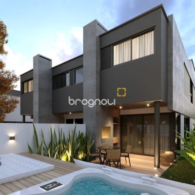 Casa com 126m², 3 quartos (sendo 1 suíte), 2 garagens, no bairro Campeche em Florianópolis