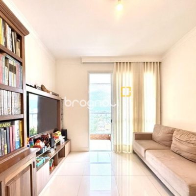 Apartamento com 124m², 3 quartos (sendo 1 suíte), 1 garagem, no bairro Centro em Palhoça