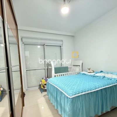 Apartamento com 124m², 3 quartos (sendo 1 suíte), 1 garagem, no bairro Centro em Palhoça