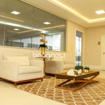 Apartamento com 124m², 3 quartos (sendo 1 suíte), 1 garagem, no bairro Centro em Palhoça