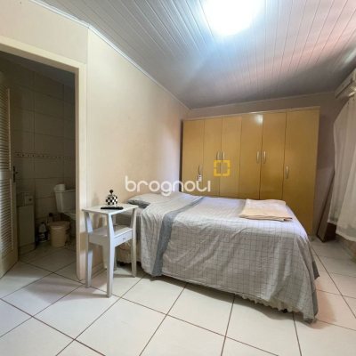 Casa com 450m², 6 quartos (sendo 3 suítes), 4 garagens, no bairro Ingleses em Florianópolis