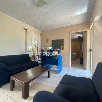 Casa com 450m², 6 quartos (sendo 3 suítes), 4 garagens, no bairro Ingleses em Florianópolis