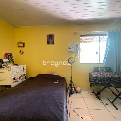 Casa com 450m², 6 quartos (sendo 3 suítes), 4 garagens, no bairro Ingleses em Florianópolis