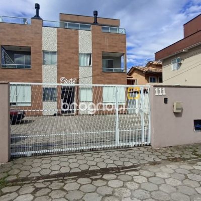 Apartamento com 64m², 2 quartos (sendo 1 suíte), 1 garagem, no bairro Campeche em Florianópolis