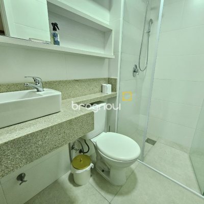 Apartamento com 71m², 2 quartos (sendo 1 suíte), 2 garagens, no bairro Ribeirão da Ilha em Florianópolis