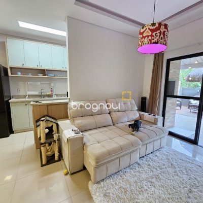 Apartamento com 71m², 2 quartos (sendo 1 suíte), 2 garagens, no bairro Ribeirão da Ilha em Florianópolis