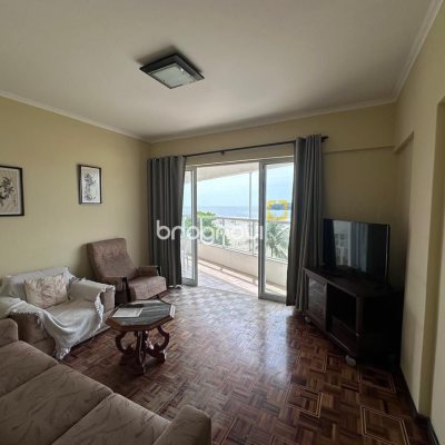 Apartamento com 114m², 2 quartos (sendo 1 suíte), 1 garagem, no bairro Centro em Balneário Camboriú