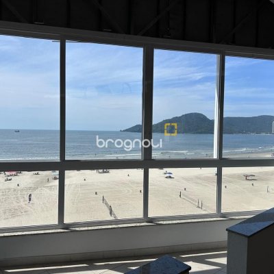 Apartamento com 114m², 2 quartos (sendo 1 suíte), 1 garagem, no bairro Centro em Balneário Camboriú