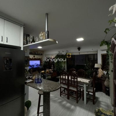 Cobertura com 148m², 3 quartos (sendo 1 suíte), 1 garagem, no bairro Ingleses em Florianópolis