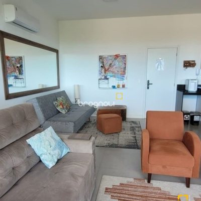 Cobertura com 151m², 2 quartos (sendo 2 suítes), 2 garagens, no bairro Campeche em Florianópolis