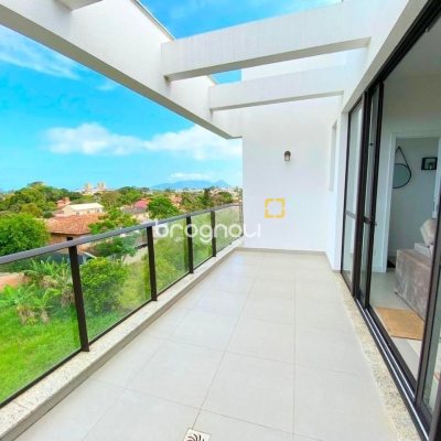 Cobertura com 151m², 2 quartos (sendo 2 suítes), 2 garagens, no bairro Campeche em Florianópolis