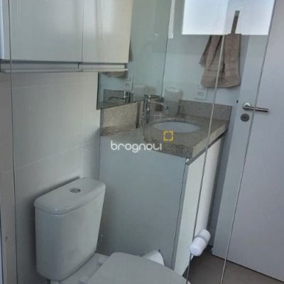 Cobertura com 151m², 2 quartos (sendo 2 suítes), 2 garagens, no bairro Campeche em Florianópolis