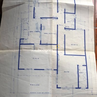 Casa com 259m², 6 quartos (sendo 2 suítes), 5 garagens, no bairro Barreiros em São José