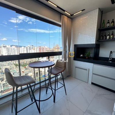 Apartamento com 81m², 2 quartos (sendo 1 suíte), 1 garagem, no bairro Kobrasol em São José