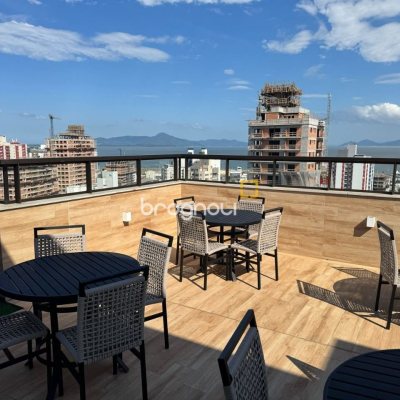 Apartamento com 81m², 2 quartos (sendo 1 suíte), 1 garagem, no bairro Kobrasol em São José