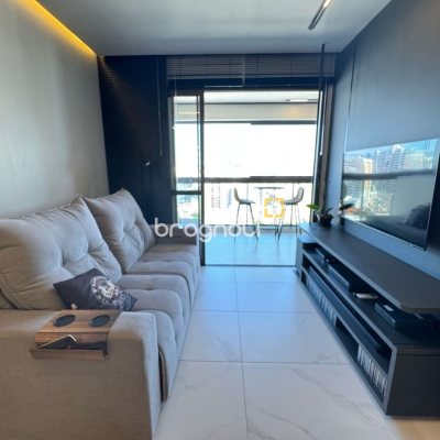 Apartamento com 81m², 2 quartos (sendo 1 suíte), 1 garagem, no bairro Kobrasol em São José