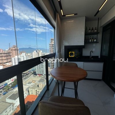 Apartamento com 81m², 2 quartos (sendo 1 suíte), 1 garagem, no bairro Kobrasol em São José