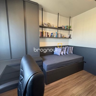 Apartamento com 81m², 2 quartos (sendo 1 suíte), 1 garagem, no bairro Kobrasol em São José