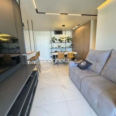 Apartamento com 81m², 2 quartos (sendo 1 suíte), 1 garagem, no bairro Kobrasol em São José