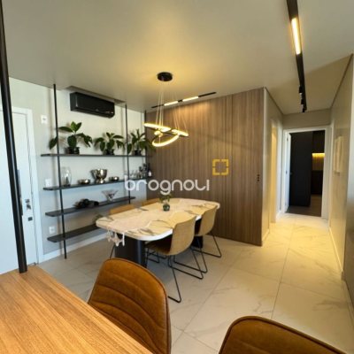Apartamento com 81m², 2 quartos (sendo 1 suíte), 1 garagem, no bairro Kobrasol em São José