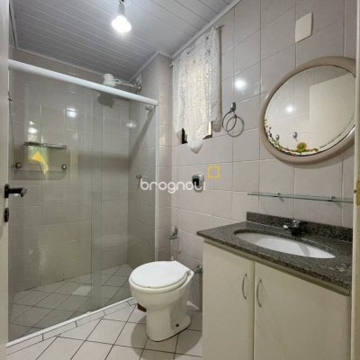 Apartamento com 65m², 2 quartos (sendo 1 suíte), 1 garagem, no bairro Ingleses em Florianópolis