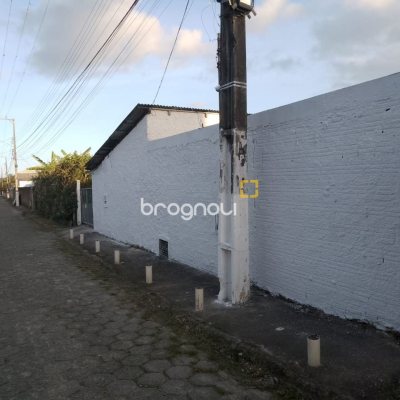 Terreno com 390m², no bairro Tapera da Base em Florianópolis