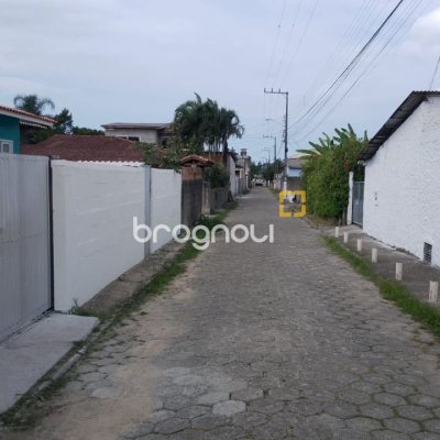 Terreno com 390m², no bairro Tapera da Base em Florianópolis