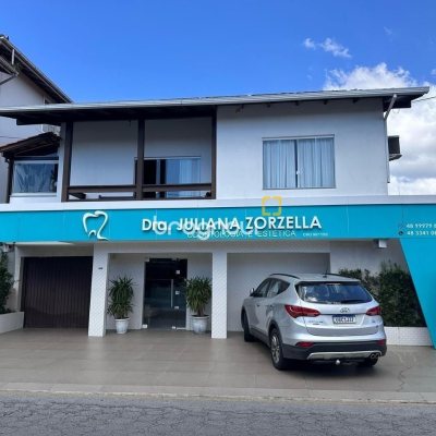 Casa com 231m², 4 quartos (sendo 2 suítes), 1 garagem, no bairro Ponte do Imaruim em Palhoça