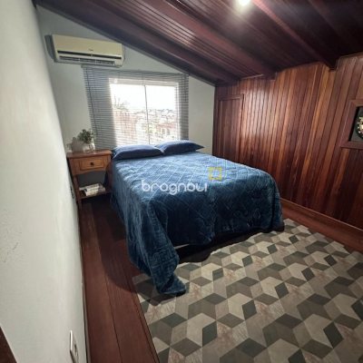Casa com 231m², 4 quartos (sendo 2 suítes), 1 garagem, no bairro Ponte do Imaruim em Palhoça