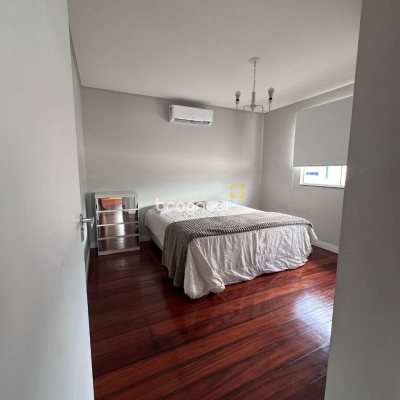 Casa com 231m², 4 quartos (sendo 2 suítes), 1 garagem, no bairro Ponte do Imaruim em Palhoça