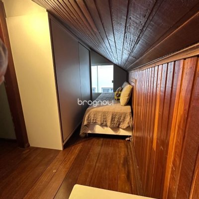 Casa com 231m², 4 quartos (sendo 2 suítes), 1 garagem, no bairro Ponte do Imaruim em Palhoça