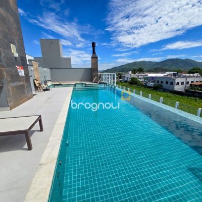 Apartamento com 79m², 2 quartos (sendo 1 suíte), 1 garagem, no bairro Campeche em Florianópolis