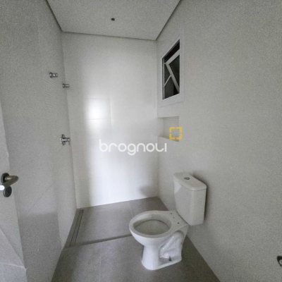 Apartamento com 79m², 2 quartos (sendo 1 suíte), 1 garagem, no bairro Campeche em Florianópolis