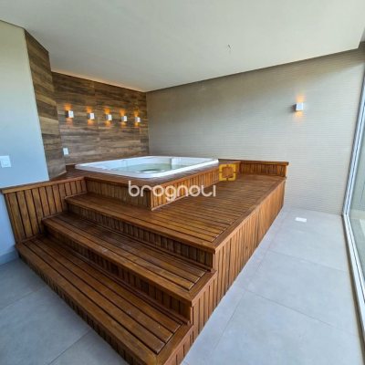 Apartamento com 79m², 2 quartos (sendo 1 suíte), 1 garagem, no bairro Campeche em Florianópolis