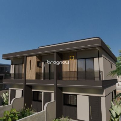 Casa com 85m², 2 quartos (sendo 1 suíte), 2 garagens, no bairro Rio Vermelho em Florianópolis
