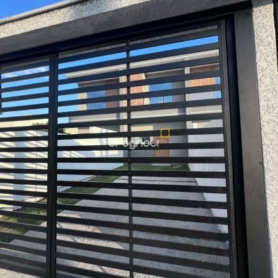 Casa com 85m², 2 quartos (sendo 1 suíte), 2 garagens, no bairro Rio Vermelho em Florianópolis