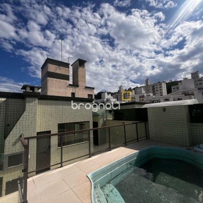 Cobertura com 170m², 3 quartos (sendo 1 suíte), 2 garagens, no bairro Carvoeira em Florianópolis