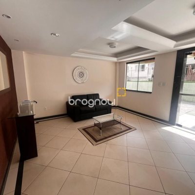 Cobertura com 170m², 3 quartos (sendo 1 suíte), 2 garagens, no bairro Carvoeira em Florianópolis