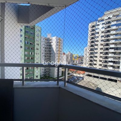 Apartamento com 103m², 3 quartos (sendo 1 suíte), 1 garagem, no bairro Campinas em São José