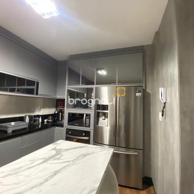 Apartamento com 103m², 3 quartos (sendo 1 suíte), 1 garagem, no bairro Campinas em São José