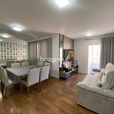 Apartamento com 103m², 3 quartos (sendo 1 suíte), 1 garagem, no bairro Campinas em São José