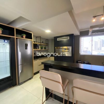 Apartamento com 103m², 3 quartos (sendo 1 suíte), 1 garagem, no bairro Campinas em São José