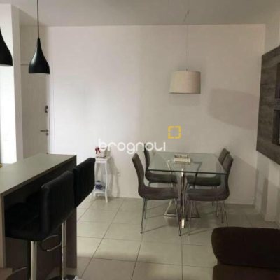 Apartamento com 67m², 2 quartos (sendo 1 suíte), 1 garagem, no bairro Pagani em Palhoça