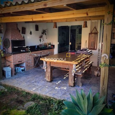 Casa com 100m², 2 quartos, 1 garagem, no bairro Campeche em Florianópolis