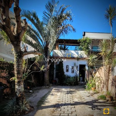Casa com 100m², 2 quartos, 1 garagem, no bairro Campeche em Florianópolis