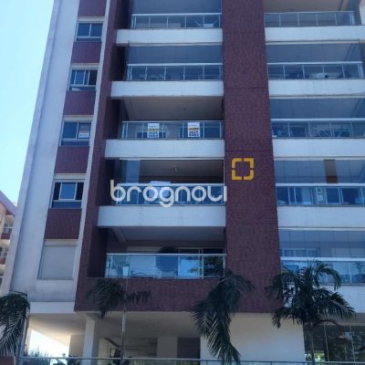 Apartamento com 94m², 3 quartos (sendo 1 suíte), 2 garagens, no bairro Capoeiras em Florianópolis
